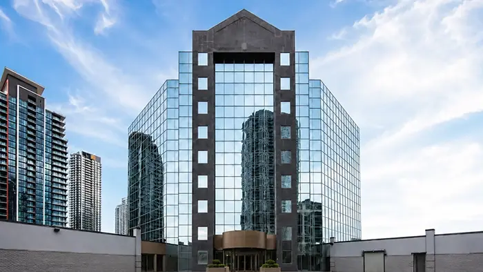 30 Eglinton Ave West Suite 400, Mississauga, Ontario, L5R 3E7